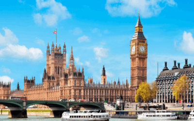 Outsourcing vs Hiring in the UK: What’s Best for Your SME in 2025?